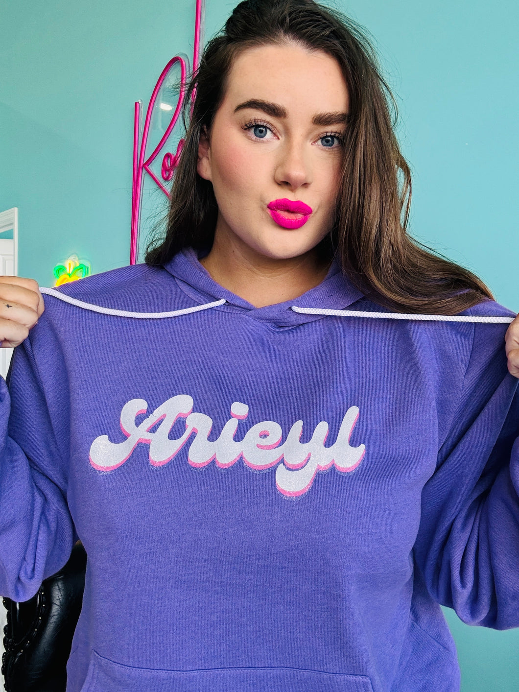 *PRESELL Arieyl Script Logo Super Soft Hoodie