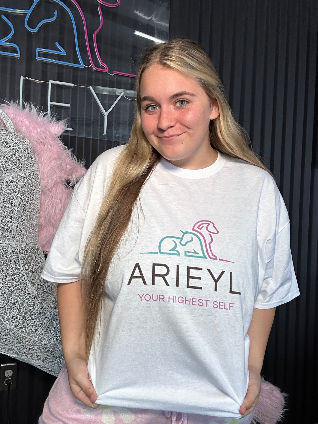 Arieyl Logo